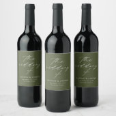Moderne, elegante Script Olive Green Wedding Weinetikett (Flaschen)