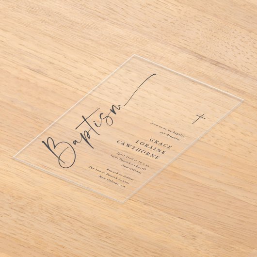 Moderne elegante Script-Taufe Acryleinladungen (Ablage )