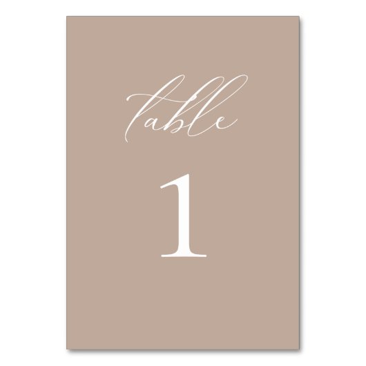 Moderne, elegante Script Taupe Wedding Tischnummer (Vorderseite)