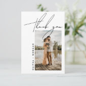 Moderne, elegante Script Typografy Foto Wedding Dankeskarte (Stehend Vorderseite)