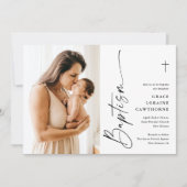 Moderne elegante Script White Foto Taufe Einladung (Vorderseite)