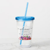 Moderne elegante Skript Hochzeitsbegrüßung Acryltrinkbecher (Rückseite)