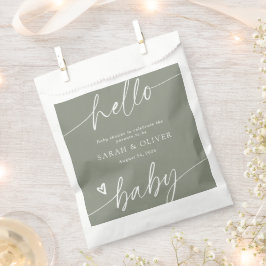 Moderne elegante Skript Salbei-Grün Babyparty Geschenktütchen