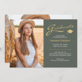 Moderne, elegante Skriptsprache Grün | 2 Foto Grad Ankündigung (Vorne/Hinten)