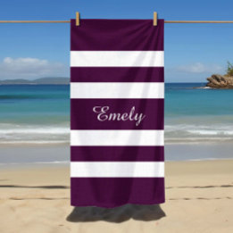 Moderne elegante violette Streifen Mustername Strandtuch
