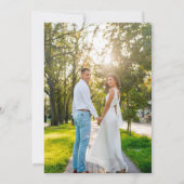 Moderne elegante weiße Marmorbäume Hochzeit Einladung (Rückseite)