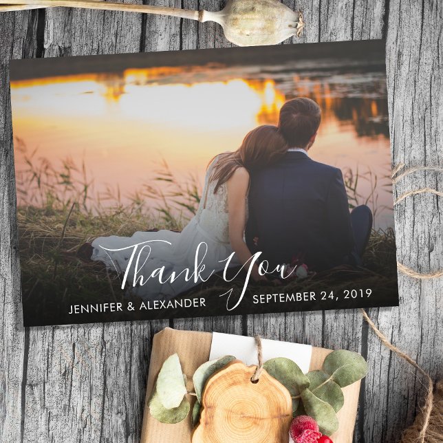 Moderne Eleganz Danke Hochzeitskarte (Modern elegant Thank You wedding photo card. You can add your own photo, text, names and date.)