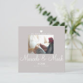 Moderne Eloped Simple Heart Foto Celebration Card Karte (Stehend Vorderseite)