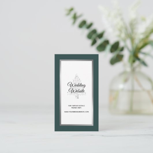 Moderne Emerald Winter Wedding Website Begleitkarte (Stehend Vorderseite)
