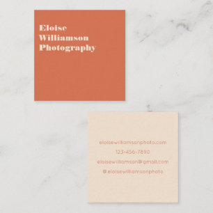 Moderne Erdig Terrakotta Orange Professionell Bold Quadratische Visitenkarte