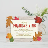 Moderne Erntedank Dinner Blätter Holz Einladung (Stehend Vorderseite)