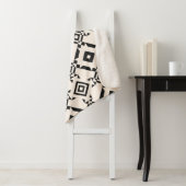 Moderne ethnische Ornamente. Vintages Schwarz-Weiß Sherpadecke (Beispiel)