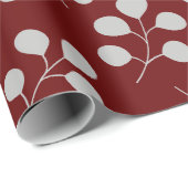 Moderne Eukalyptus-Blätter Grau und Wein Geschenkpapier (Rolleneckpunkt)