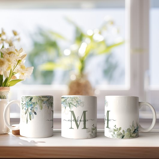 Moderne Eukalyptus Greenery Floral Monogram Kaffeetasse
