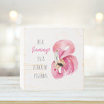 Moderne exotisch rosa Aquarellfärbung mit Zitat Holzkisten Schild<br><div class="desc">Moderne exotisch rosa Aquarellfärbung mit Zitat</div>