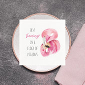 Moderne exotisch rosa Aquarellfärbung mit Zitat Serviette