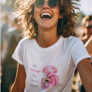 Moderne exotisch rosa Aquarellfärbung mit Zitat T-Shirt
