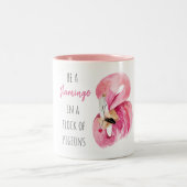 Moderne exotisch rosa Aquarellfärbung mit Zitat Zweifarbige Tasse (Mittel)