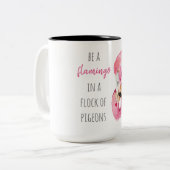 Moderne exotisch rosa Aquarellfärbung mit Zitat Zweifarbige Tasse (Vorderseite Links)