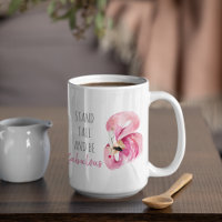 Moderne exotische Flamingos stehen hoch und seien