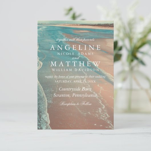 Moderne Fade Tropical Beach Sea Wedding Card Einladung (Stehend Vorderseite)