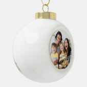 Moderne FAMILIENbezeichnung 2 Fotos Skriptfarbe Keramik Kugel-Ornament (Links)