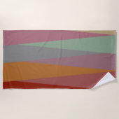 Moderne, farbenfrohe Dreiecke des Mittelalters Strandtuch (Vorderseite)