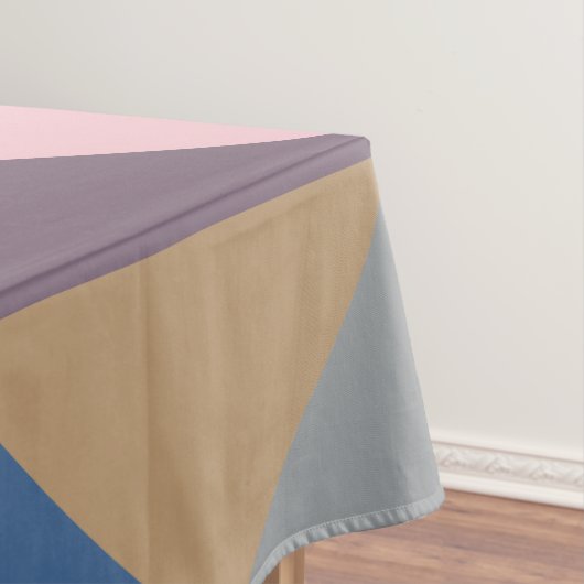 Moderne, farbenfrohe Dreiecke des Mittelalters Tischdecke (Beispiel)