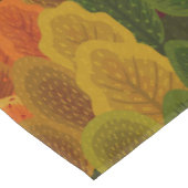 Moderne farbenfrohe Herbstbäume Tischdecke (Schrägansicht)