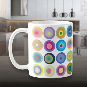 Moderne farbenfrohe Kreismuster im Stil der Mitte Kaffeetasse