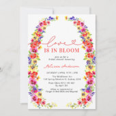 Moderne farbenfrohe Liebe mit Blumen im Brautparty Einladung (Vorderseite)