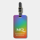 Moderne farbenfrohe Rainbow-White Monogram-Initial Gepäckanhänger (Vorderseite vertikal)