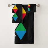 Moderne Farbige Dreiecke Monogramm Badhandtuch Set (Insitu)