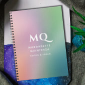 Moderne farbige Pastellfarben und weiße Monogramm- Notizblock