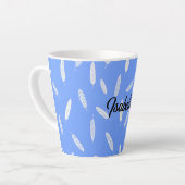 Moderne Federn Luxus Boho Kollektion Milchtasse (Linke Ecke)