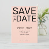 Moderne, feine Typografie Blush Pink Wedding Save The Date (Stehend Vorderseite)