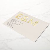 Moderne, fette Monogram-Beige Hochzeit Folieneinladung (Gedreht)