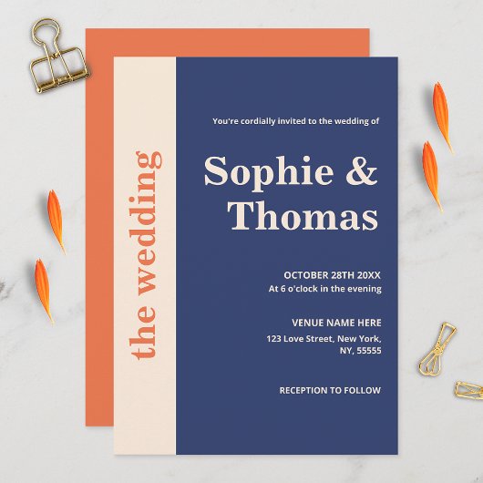 Moderne fette Typografie Navy Blue Orange Wedding Einladung