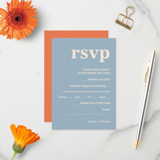 Moderne fette Typografie Wedding Dusty Blue Aprico RSVP Karte