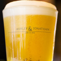 Moderne fette und Minimalistische Hochzeit