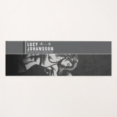 Moderne Fitness Trainer Bodybuilding Gym Instructo Yogamatte (Vorderseite (Horizontal))