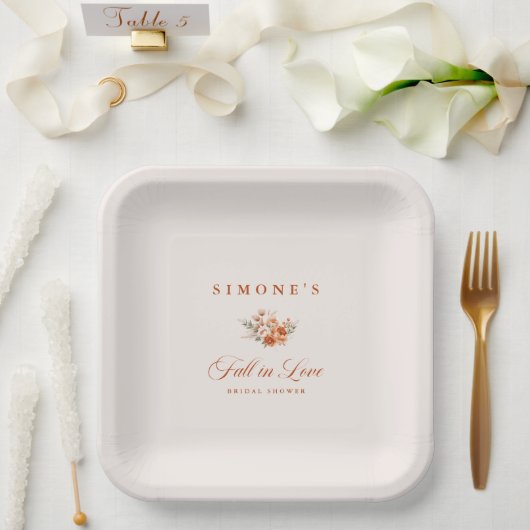 Moderne Florale Hochzeitsdusche 'Fall In Love' Pappteller (Hochzeit)