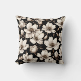 Moderne florale Magnolia-Blume auf Schwarz Kissen