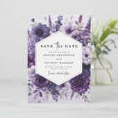 Moderne Florals Lila Blumenhochzeit Save The Date (Stehend Vorderseite)