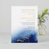Moderne Foil Blue Watercolor Einladung zur Hochzei (Stehend vorne)