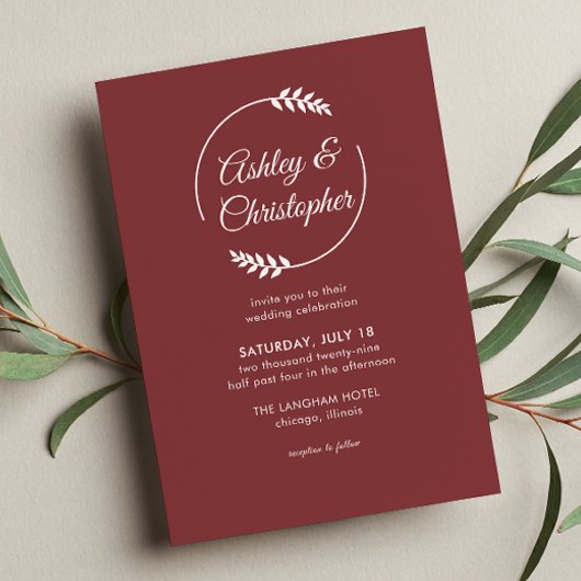 Moderne Foliage Frame Rosewood Red Wedding Einladung