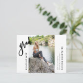 Moderne Foto Abschluss Ankündigung Postkarte (Stehend Vorderseite)