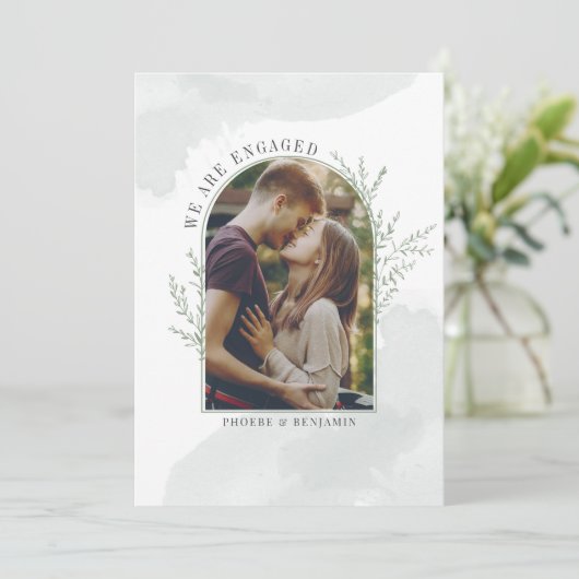 Moderne Foto Arch Verlobung Save The Date (Stehend Vorderseite)