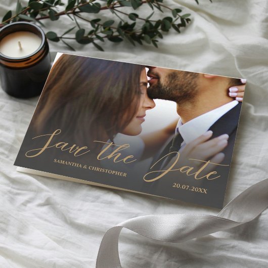 Moderne Foto Black & Gold Save the Date Hochzeit Postkarte