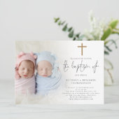 Moderne Foto Gold Cross Twins Taufe Einladung (Stehend Vorderseite)